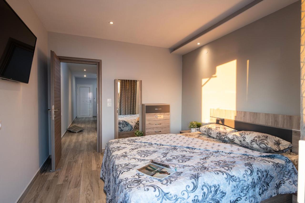 Sunset Studios - Suites With Seaview & Back Side Apartements Toroni Exterior foto